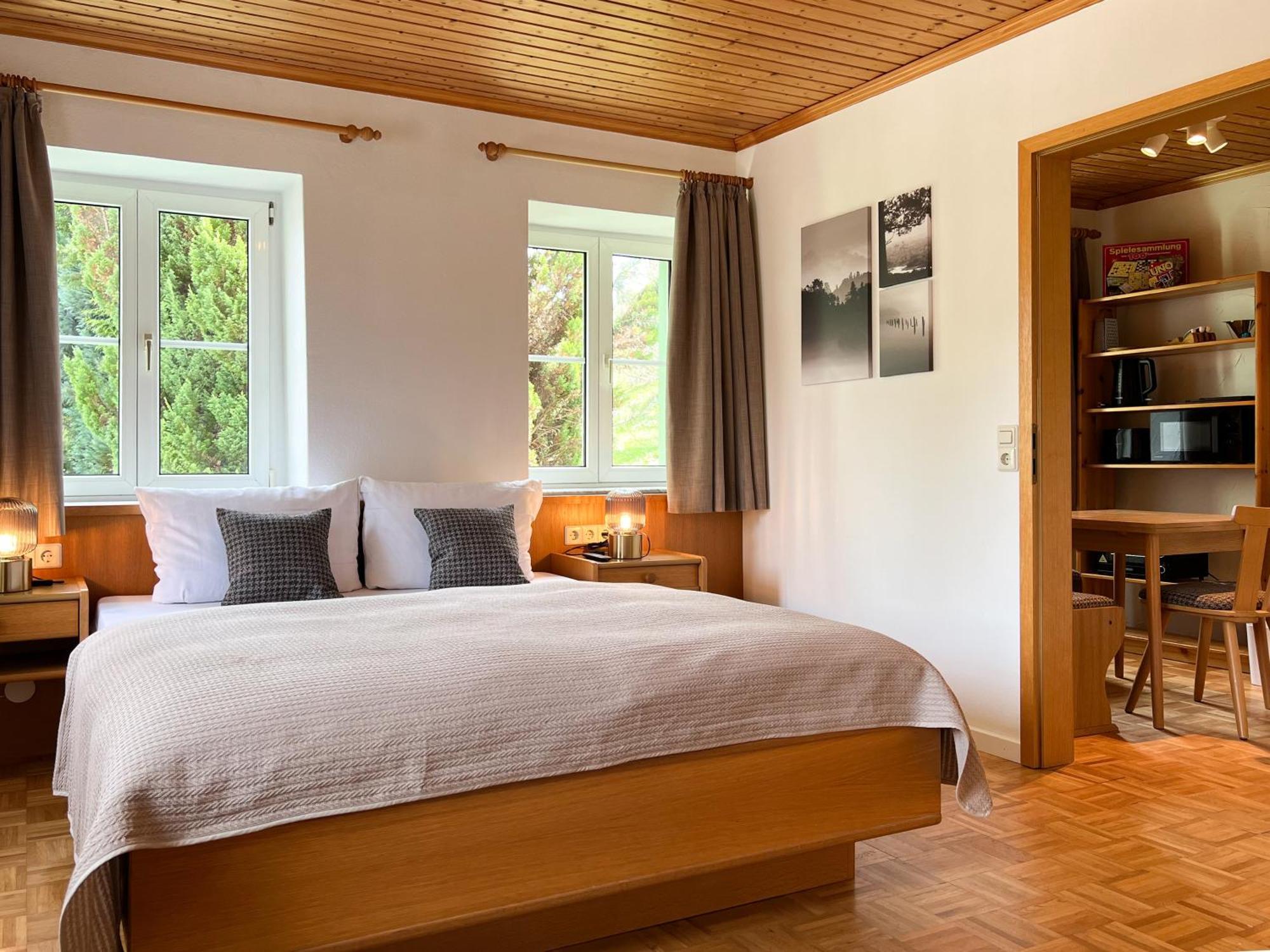 Schwarzwald Apartments Im Haus Tanneck - Feldberg - Titisee Eksteriør billede